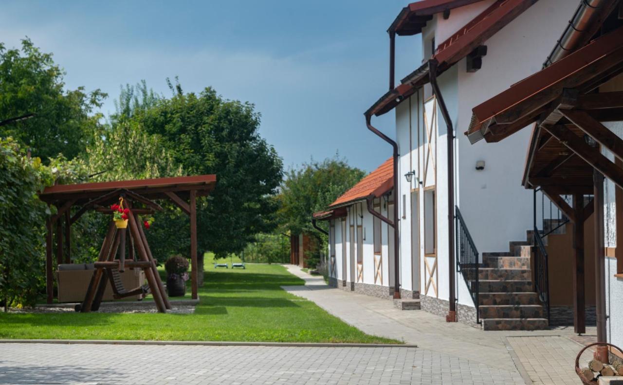 Cîrţişoara Magda Garden酒店 外观 照片